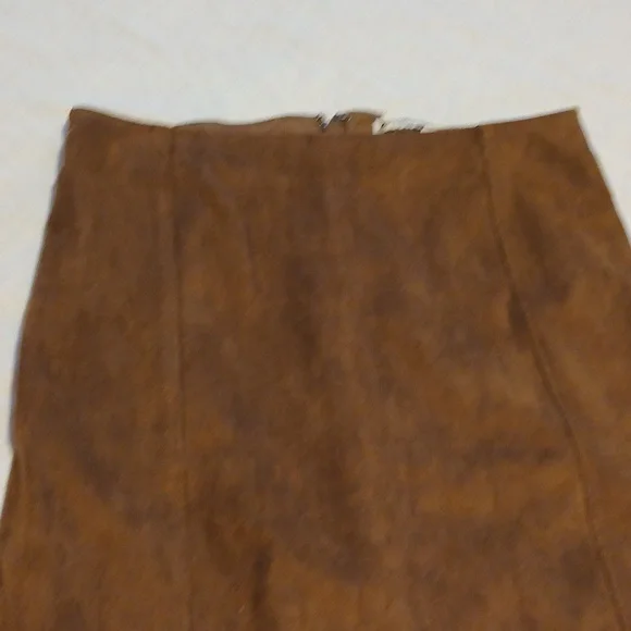 Abercrombie & Fitch Vegan Suede Brown Mini Skirt Size XS - Picture 3 of 5